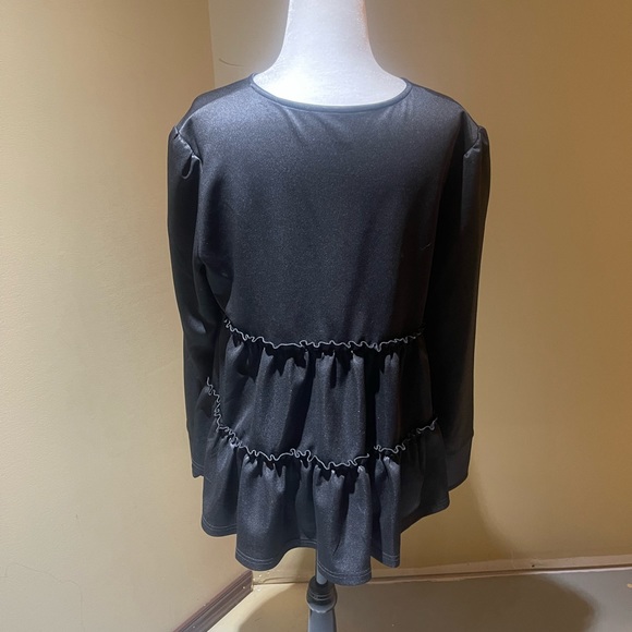 Zip-up ruffle jacket - Picture 2 of 5